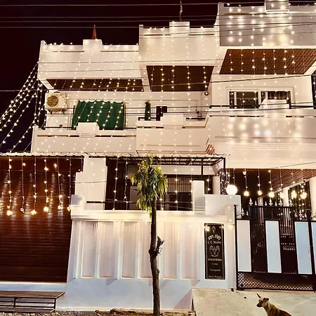 Reegi Luxury Stay Prayagraj Exterior photo