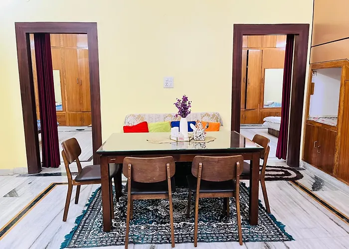 Reegi Luxury Stay