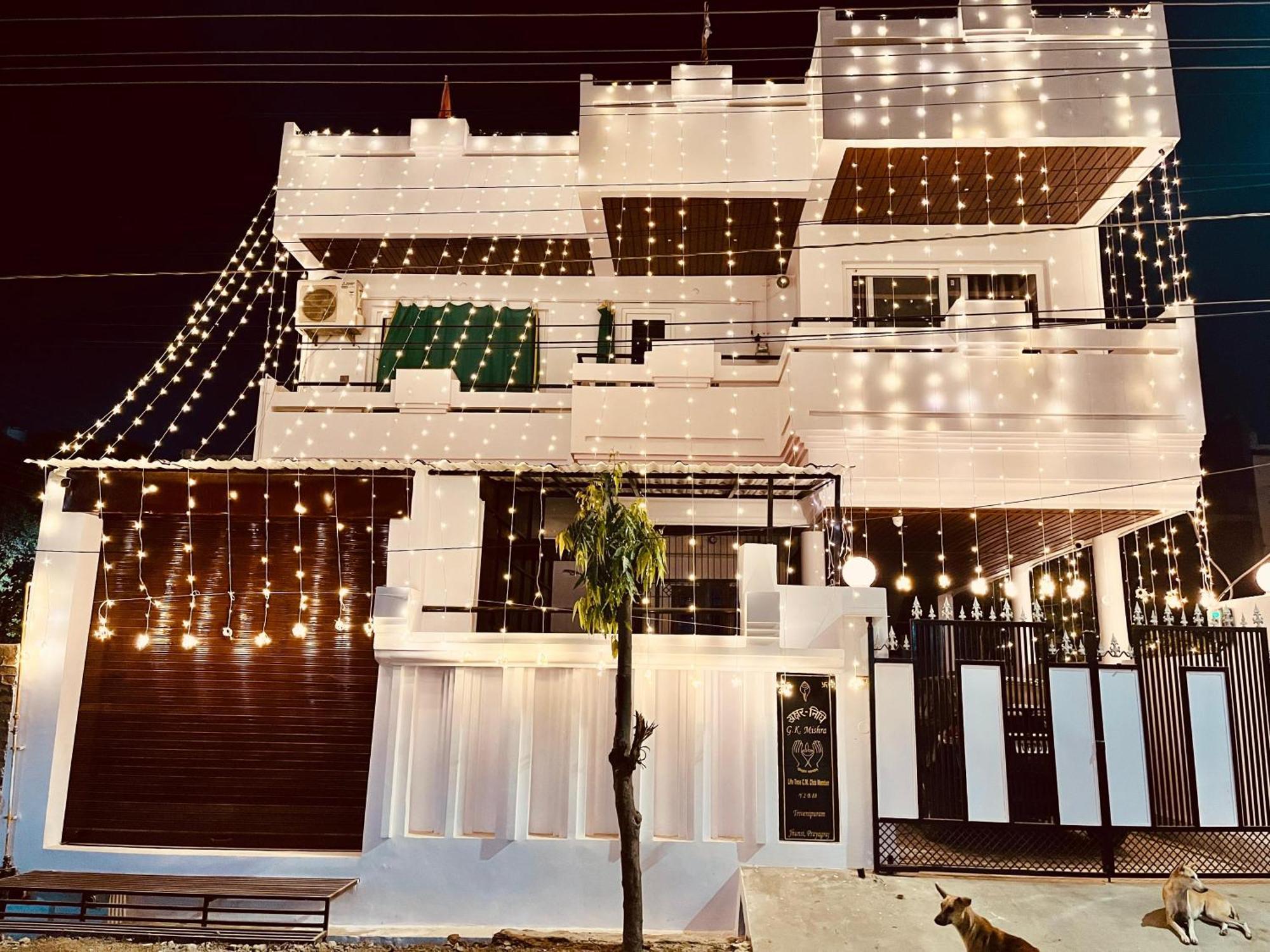Holiday home Reegi Luxury