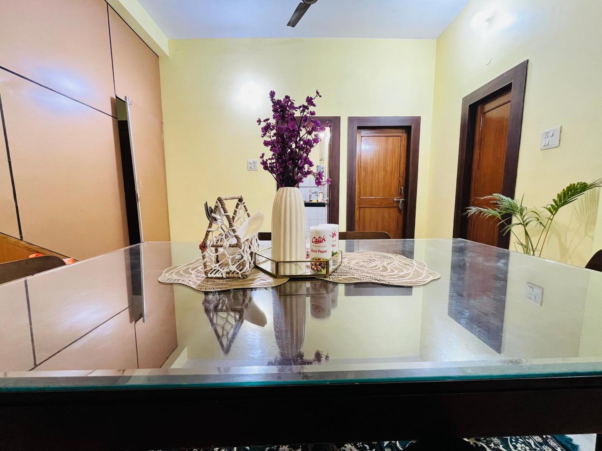Reegi Luxury